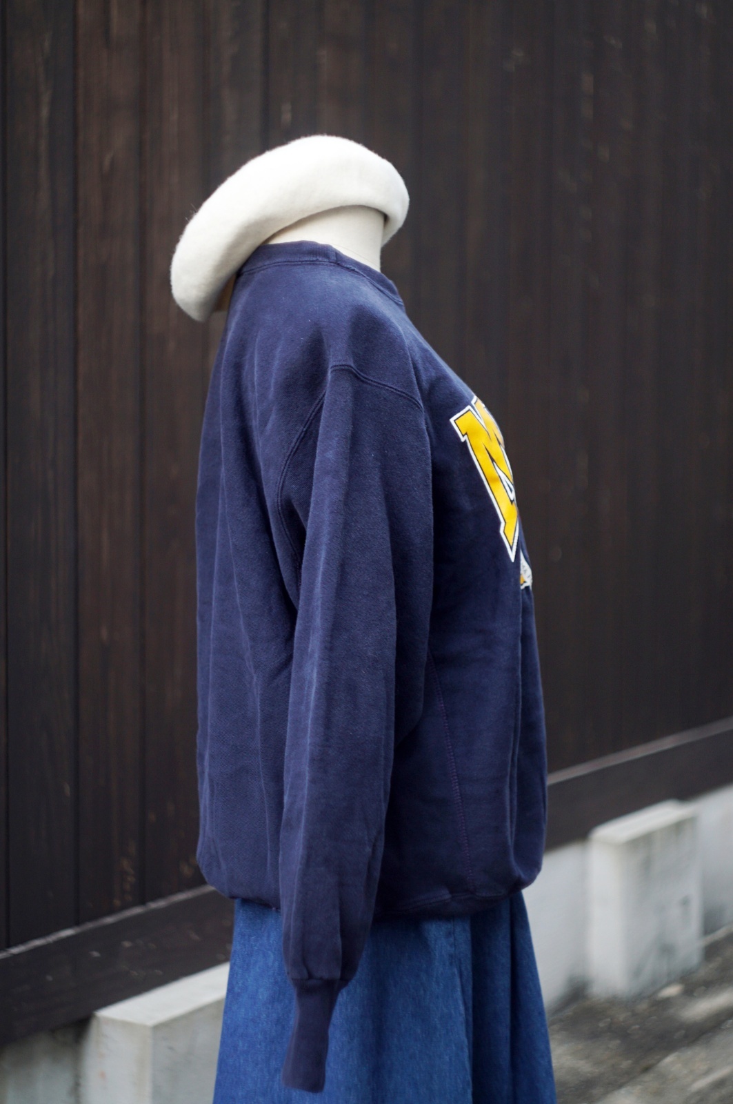 画像2: "THE DISNEY STORE" US製 コットン ネイビー スウェット トップス ミッキー ロゴ[20512]