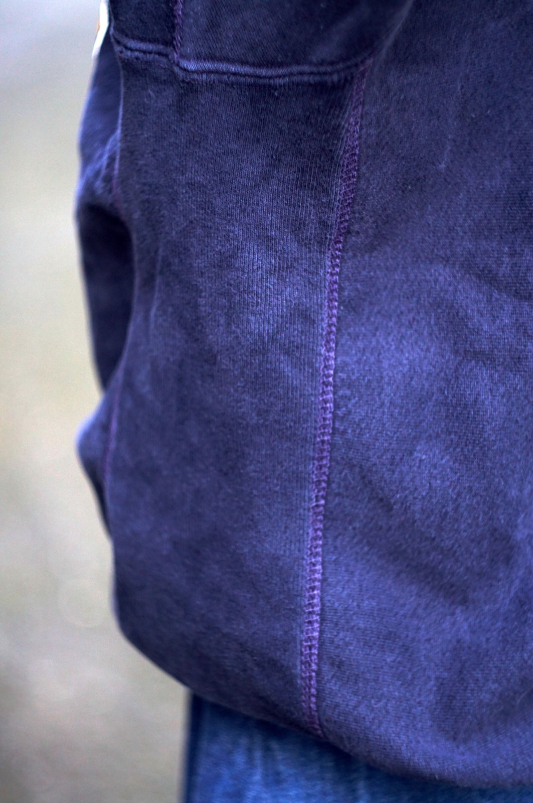 画像9: "THE DISNEY STORE" US製 コットン ネイビー スウェット トップス ミッキー ロゴ[20512]