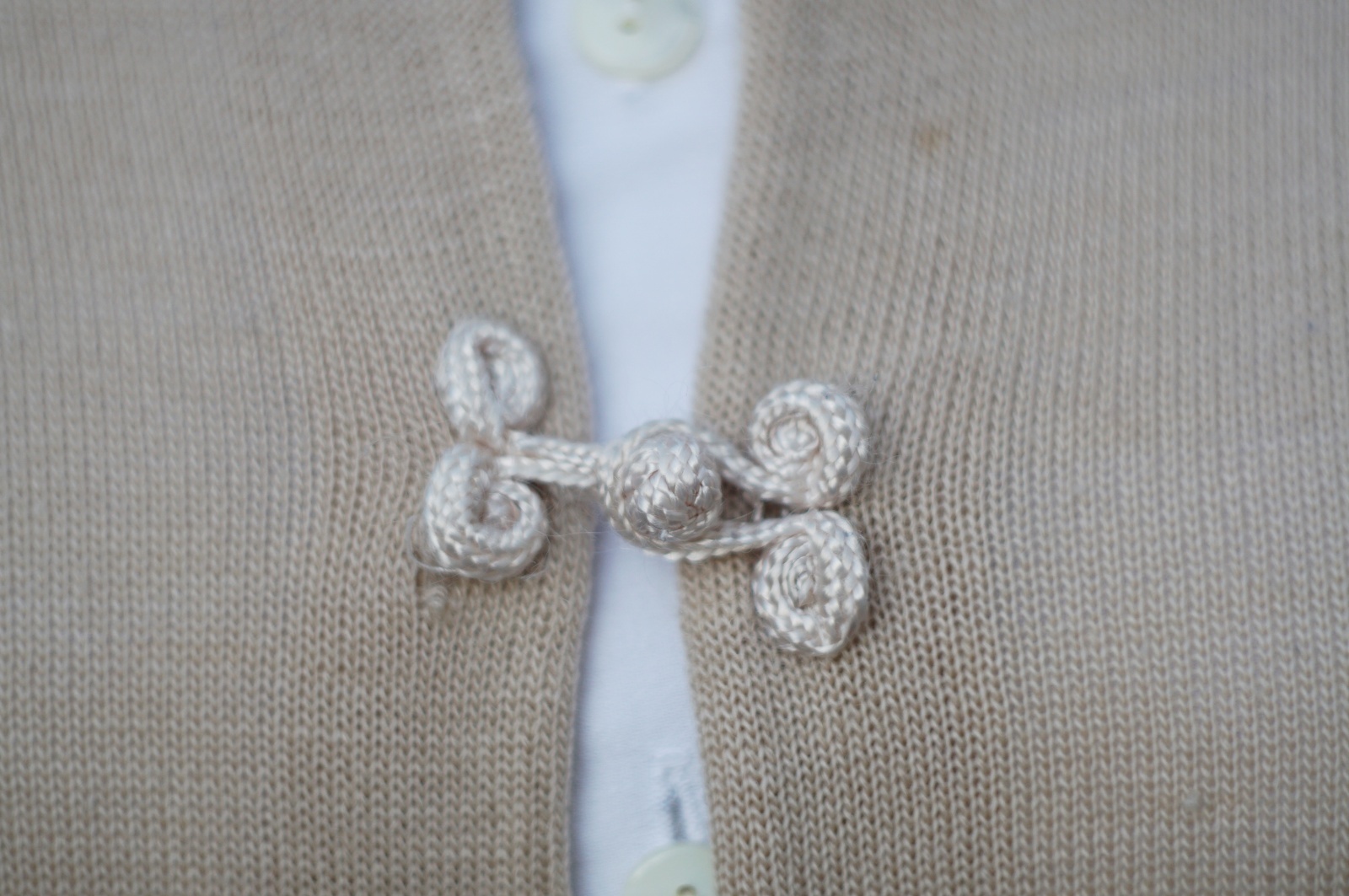 画像2: ”HAND” 無地 ベージュ ウール混 ニット カーディガン マオカラー[20524]