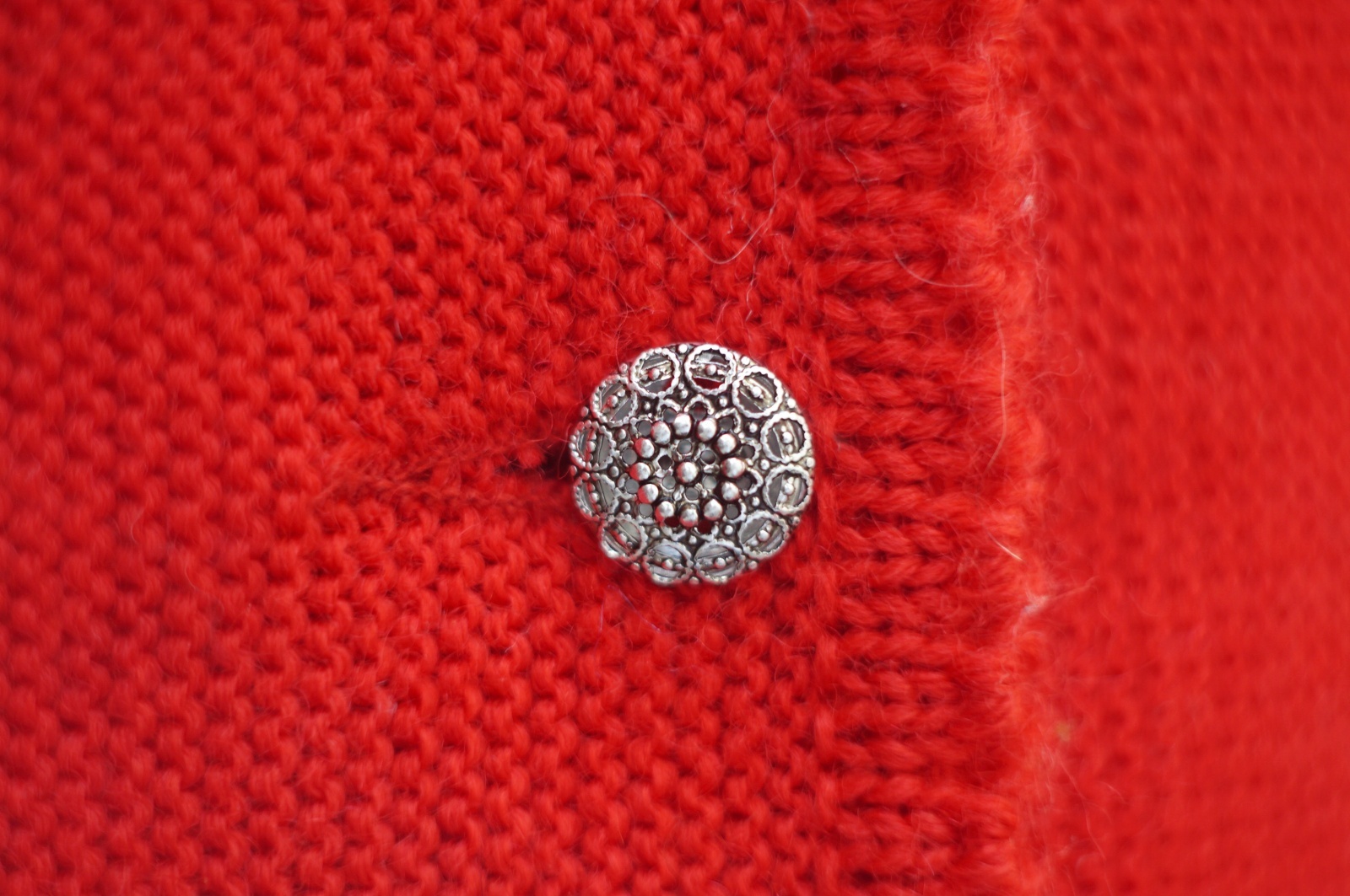 画像3: EU 無地 ピュアウール 赤 チロル ニット ベスト ラウンドネック 前開き ニット[20431]